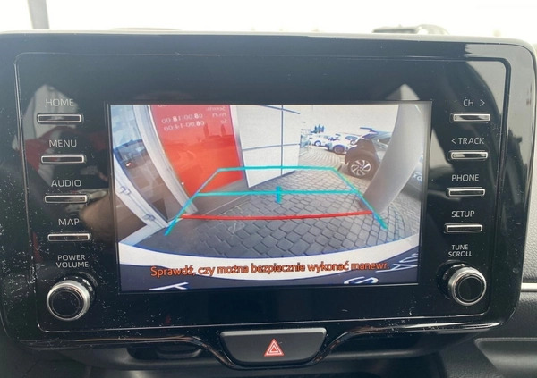 Toyota Yaris cena 67500 przebieg: 88613, rok produkcji 2022 z Szczuczyn małe 232